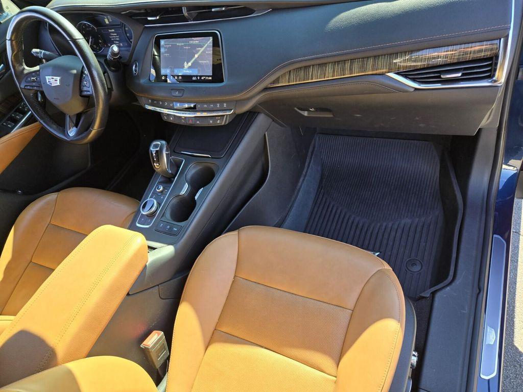 used 2019 Cadillac XT4 car, priced at $22,175