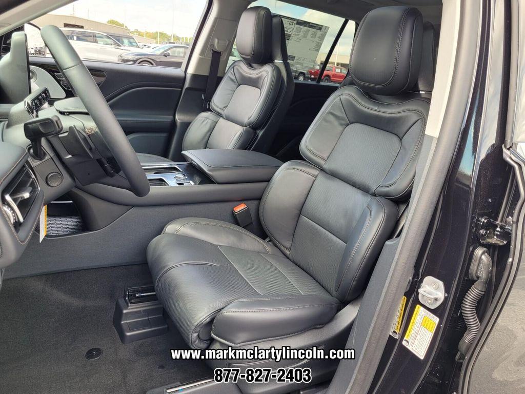 new 2025 Lincoln Aviator car, priced at $77,398