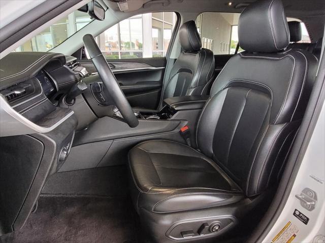 used 2022 Jeep Grand Cherokee car, priced at $32,491