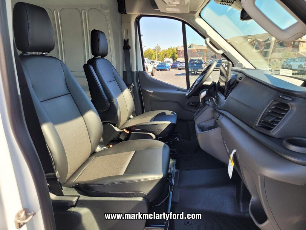 new 2026 Ford Transit-250 car