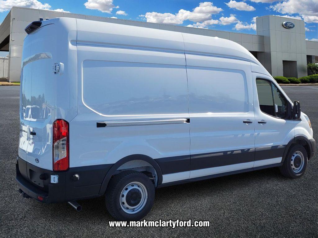 new 2026 Ford Transit-250 car