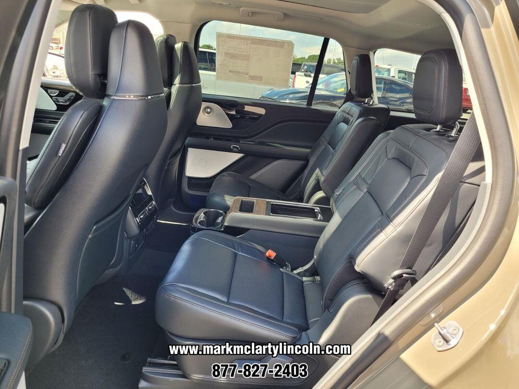 new 2025 Lincoln Aviator car, priced at $75,864