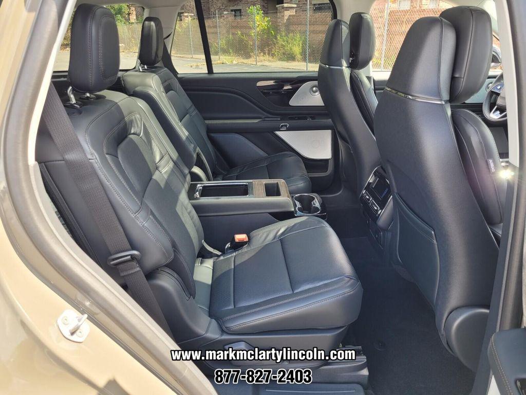 new 2025 Lincoln Aviator car, priced at $75,864