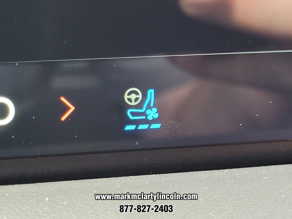 new 2025 Lincoln Aviator car, priced at $75,864