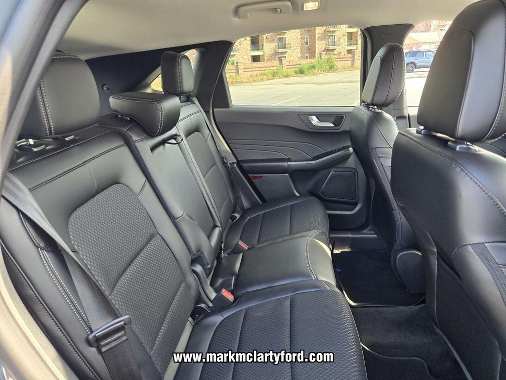 new 2025 Ford Escape PHEV car, priced at $27,228