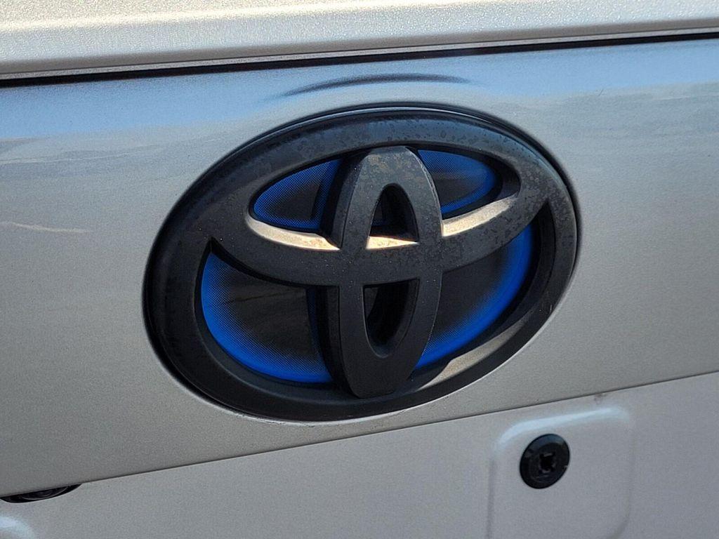 used 2022 Toyota RAV4 Hybrid car, priced at $28,995