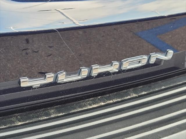used 2022 GMC Yukon XL car, priced at $46,160