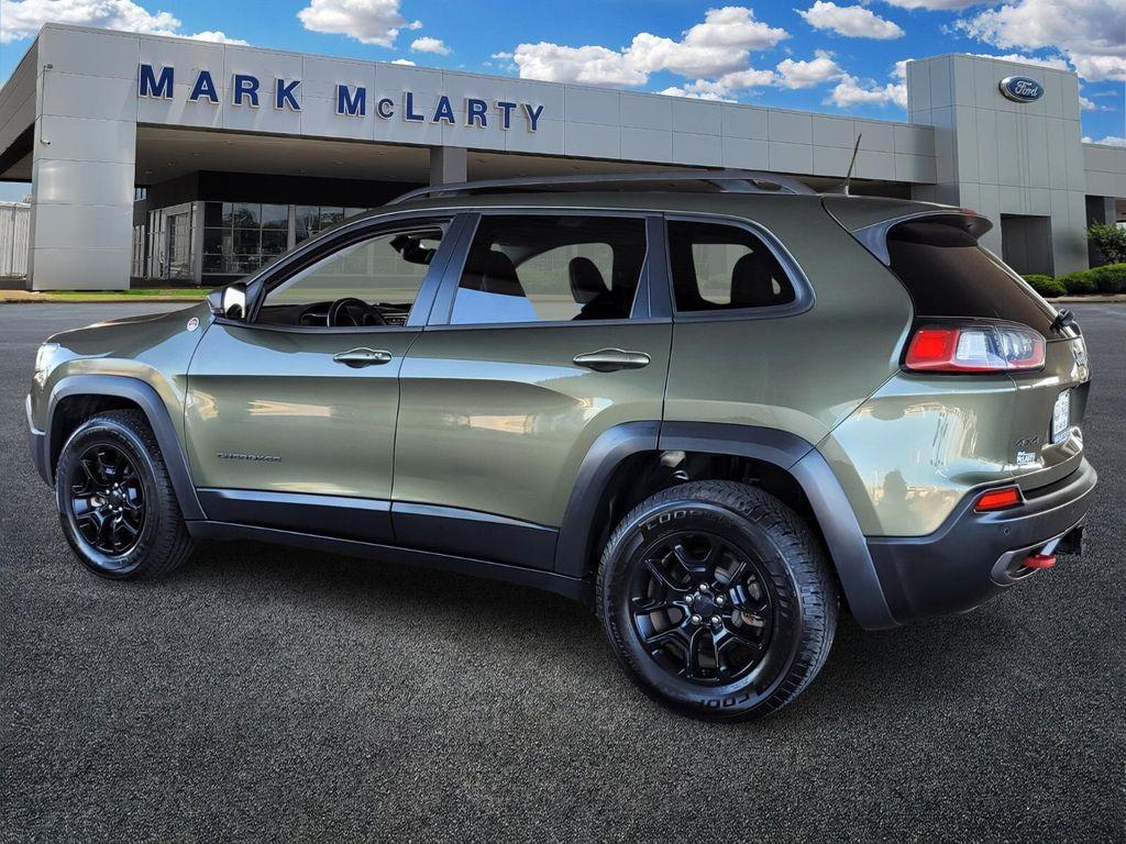 used 2019 Jeep Cherokee car, priced at $20,343