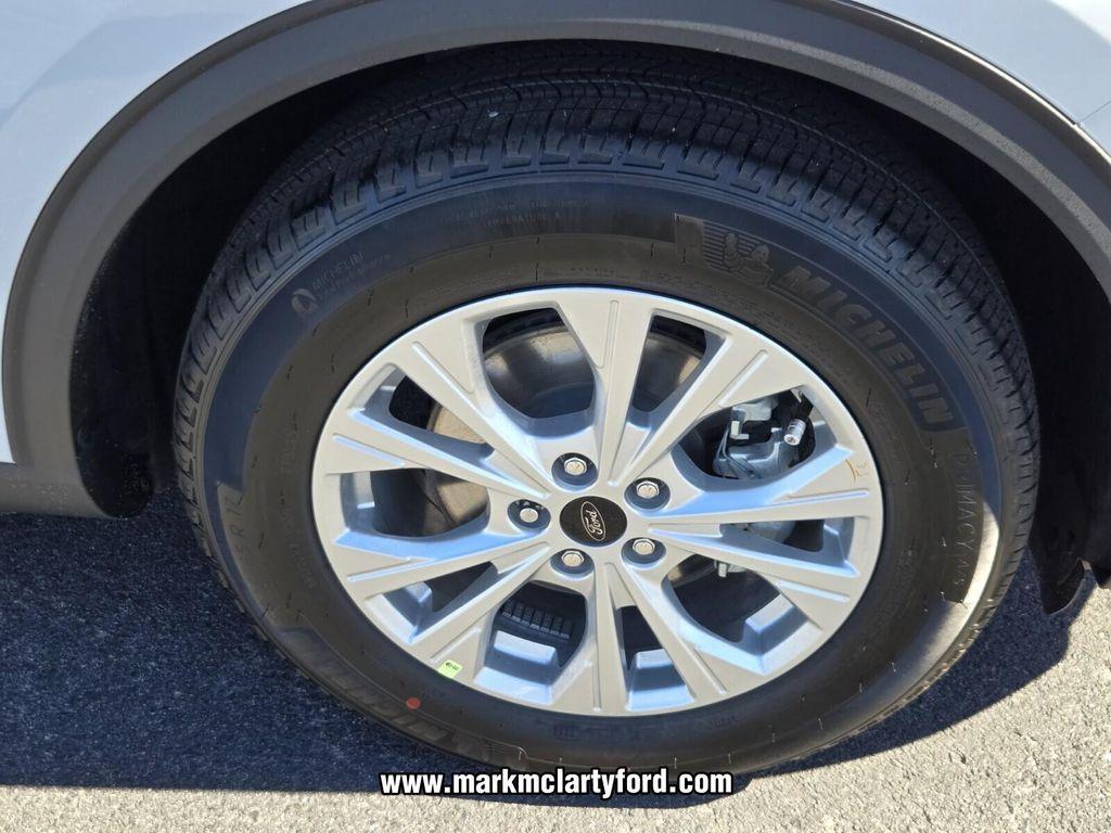 new 2026 Ford Escape car, priced at $26,763