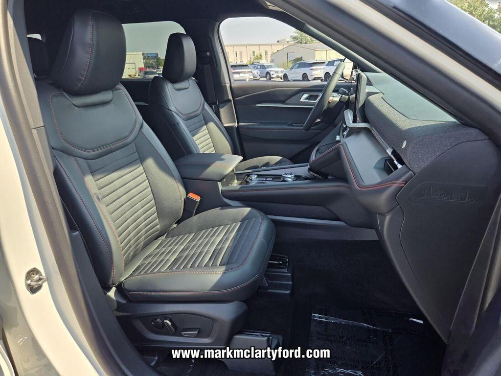 new 2025 Ford Explorer car, priced at $43,535