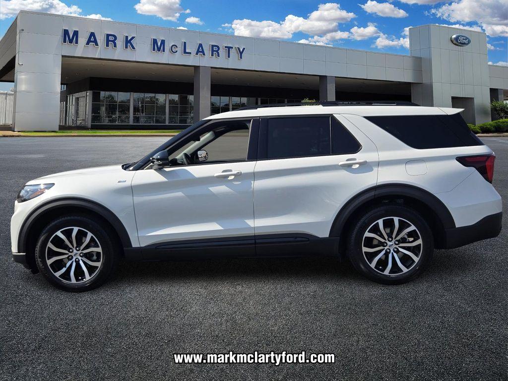 new 2025 Ford Explorer car, priced at $43,535