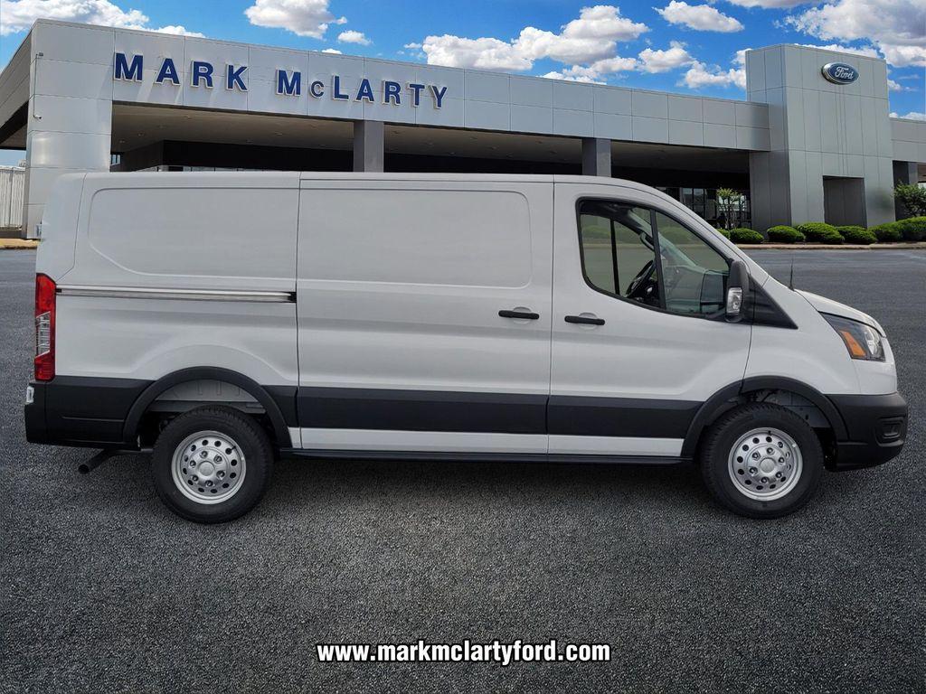new 2025 Ford Transit-250 car