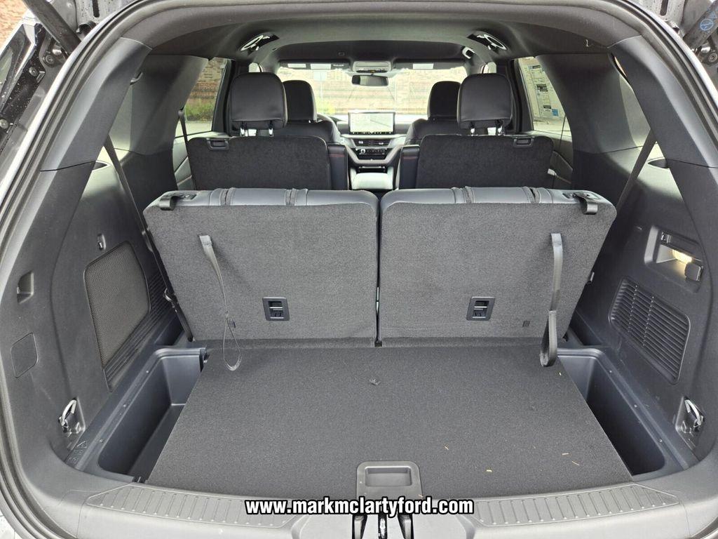 new 2025 Ford Explorer car, priced at $46,097