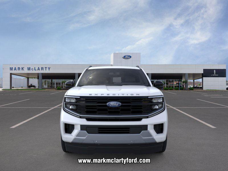 new 2025 Ford Expedition car, priced at $76,713