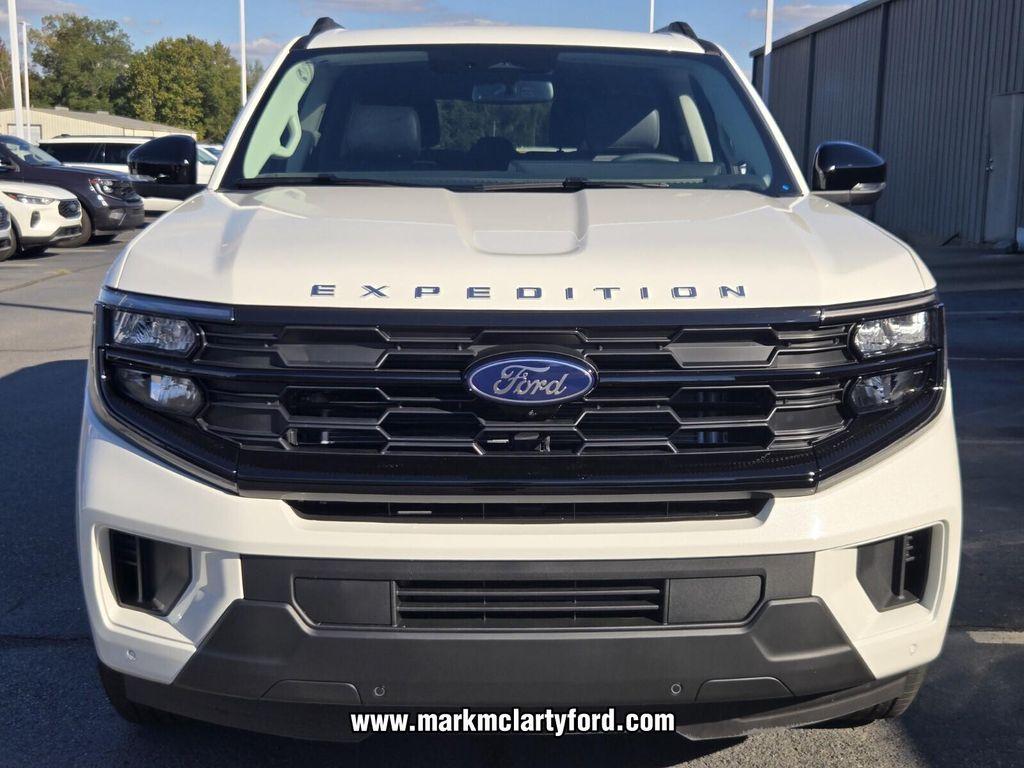 new 2025 Ford Expedition Max car, priced at $69,673