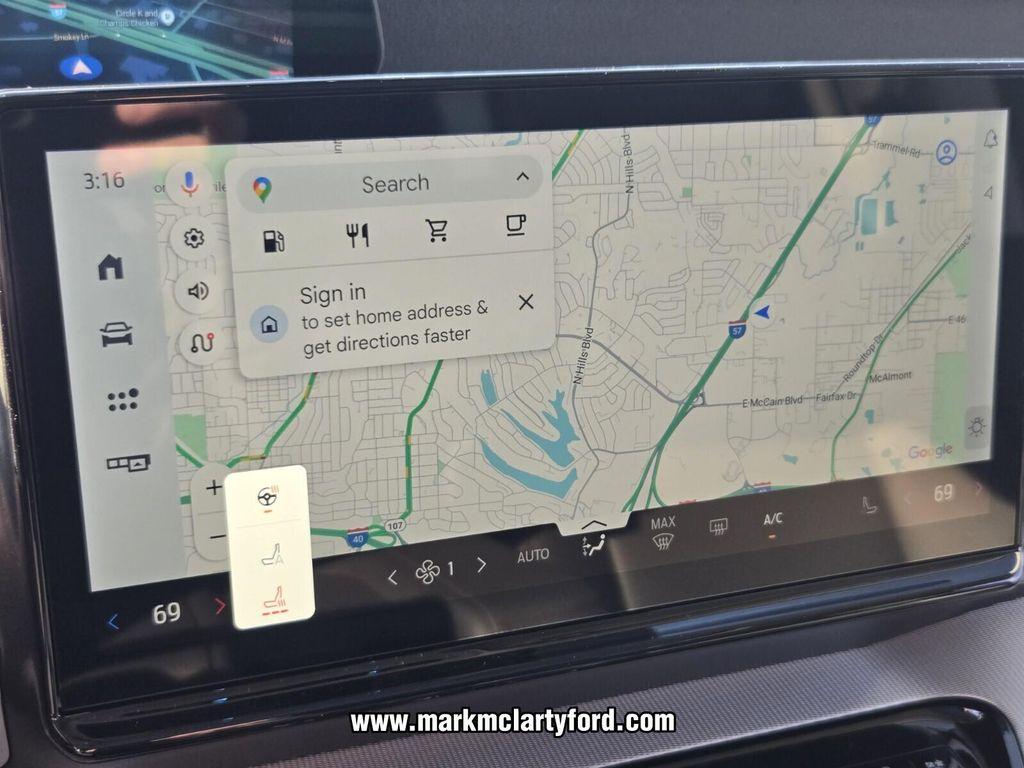 new 2025 Ford Expedition Max car, priced at $69,673