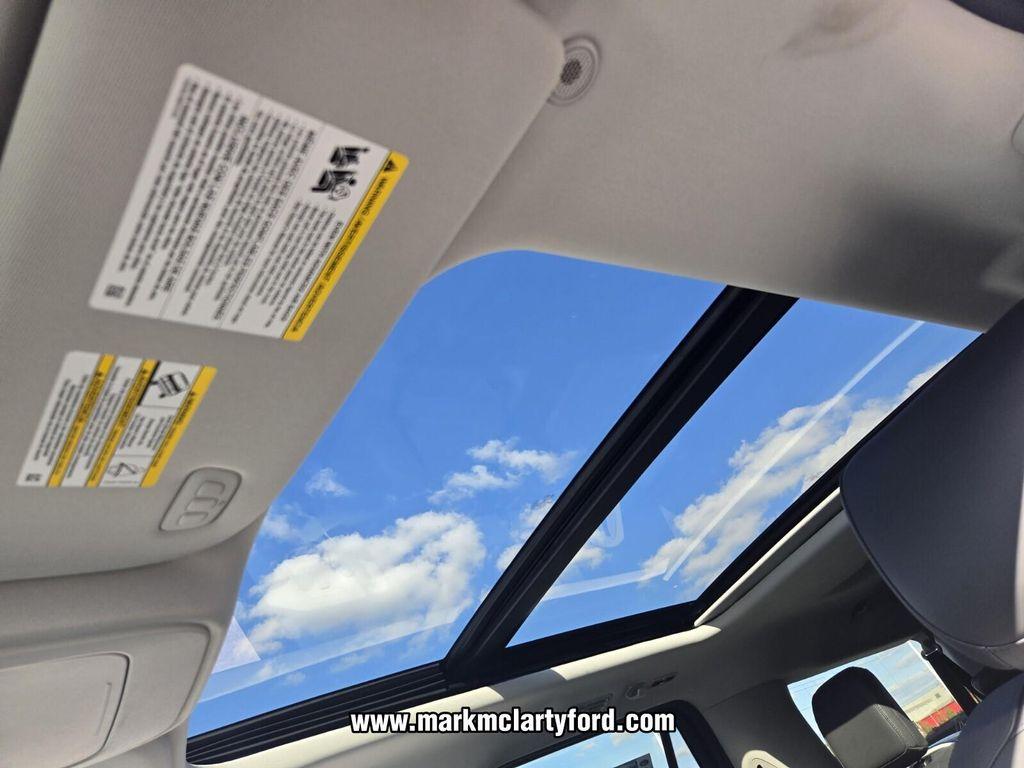 new 2025 Ford Expedition Max car, priced at $69,673