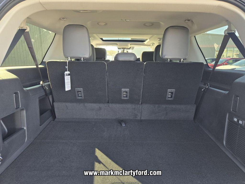 new 2025 Ford Expedition Max car, priced at $69,673