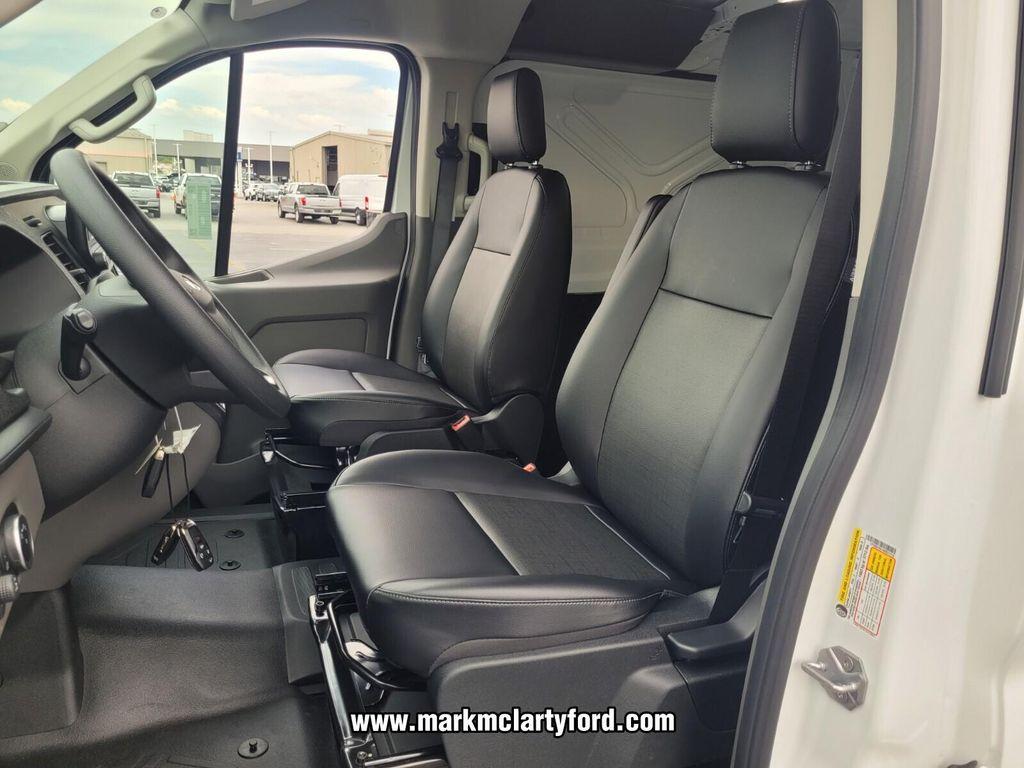 new 2025 Ford Transit-250 car