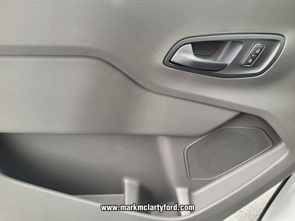 new 2025 Ford Transit-250 car