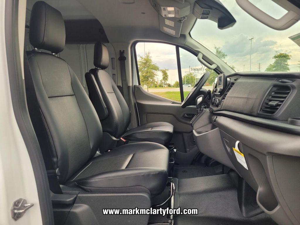 new 2025 Ford Transit-250 car
