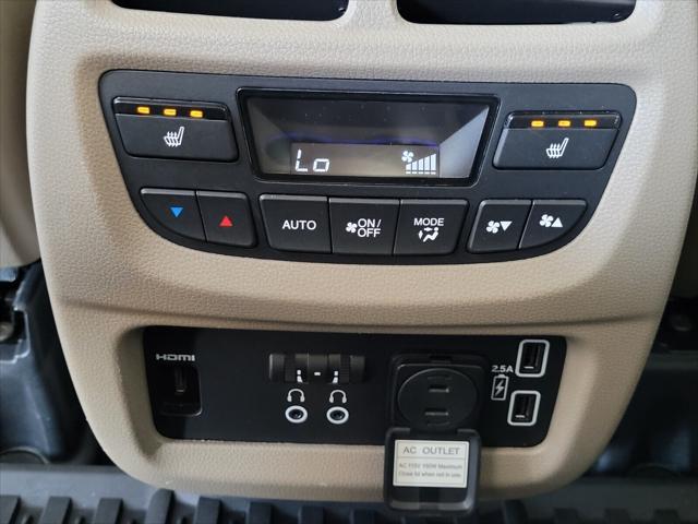 used 2022 Honda Pilot car, priced at $25,995