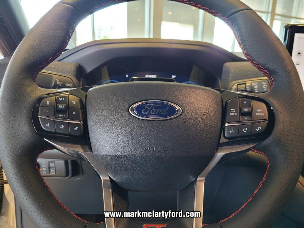 new 2025 Ford Explorer car, priced at $52,700