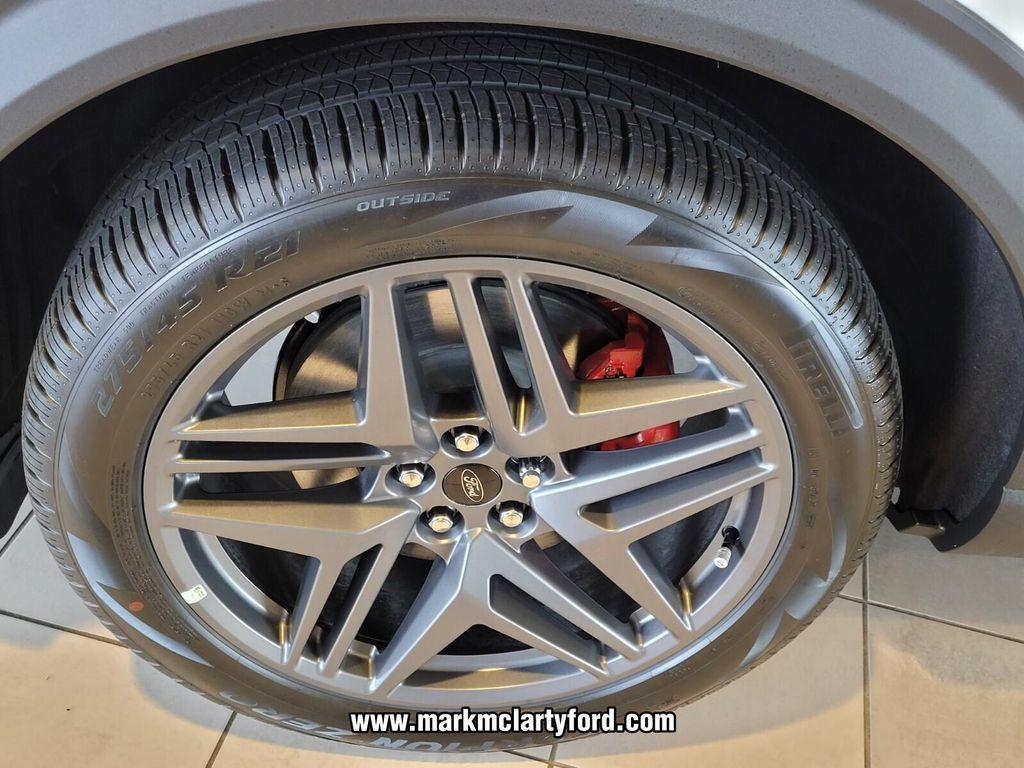 new 2025 Ford Explorer car, priced at $52,700