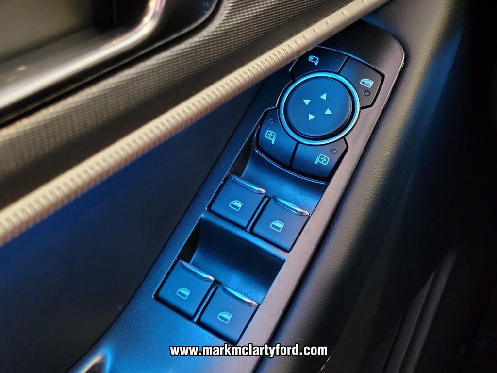 new 2025 Ford Explorer car, priced at $52,700