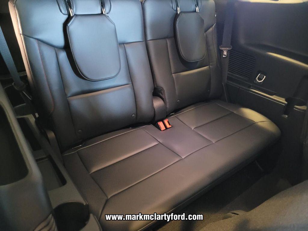 new 2025 Ford Explorer car, priced at $52,700