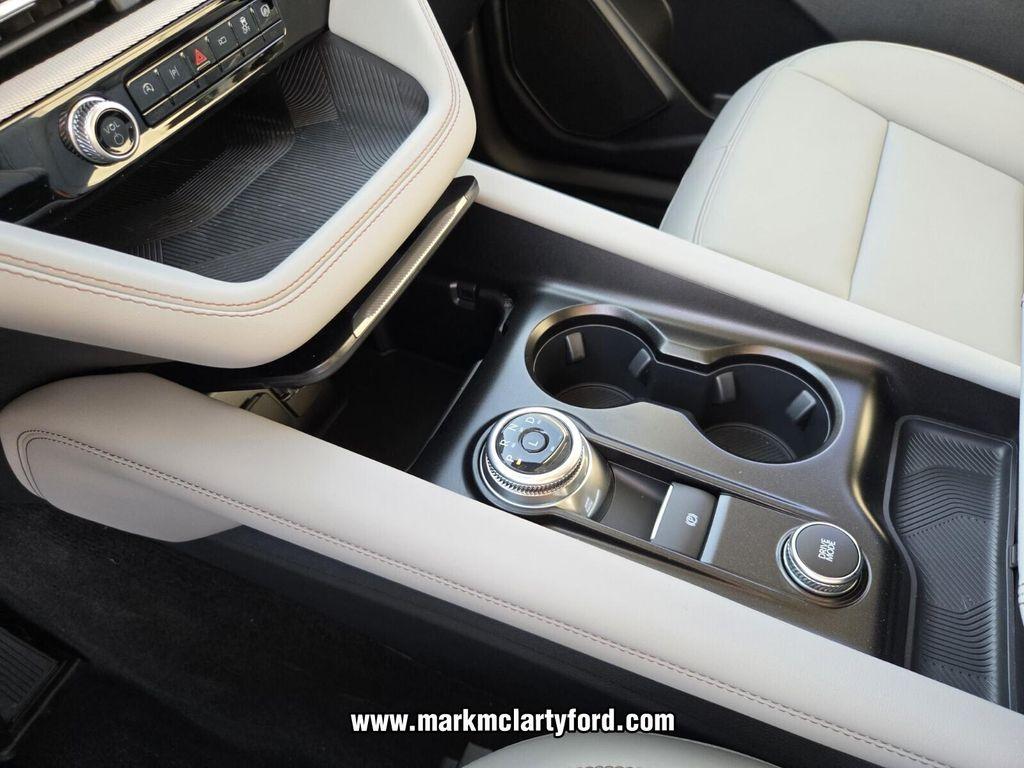 new 2025 Ford Explorer car, priced at $41,241
