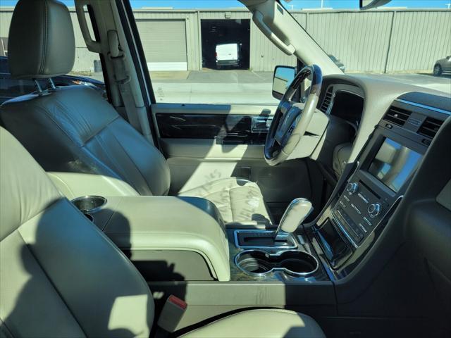 used 2017 Lincoln Navigator car, priced at $20,000