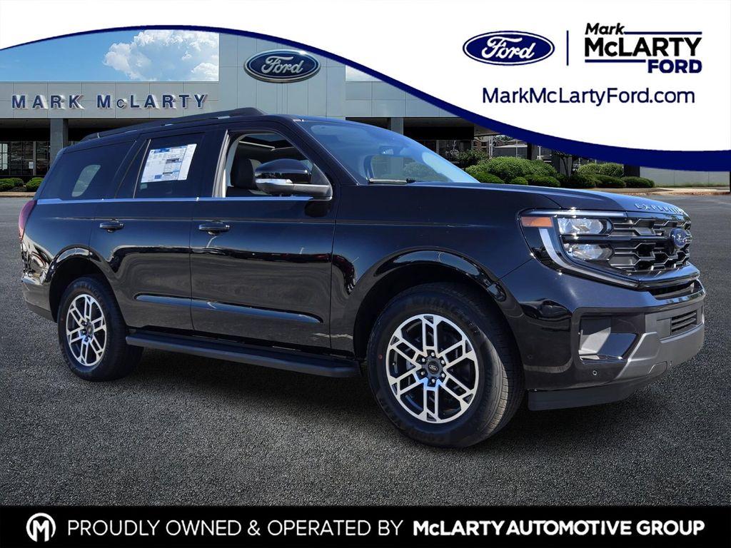 new 2025 Ford Expedition car, priced at $65,878