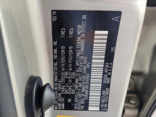 used 2015 Toyota Highlander car, priced at $19,566