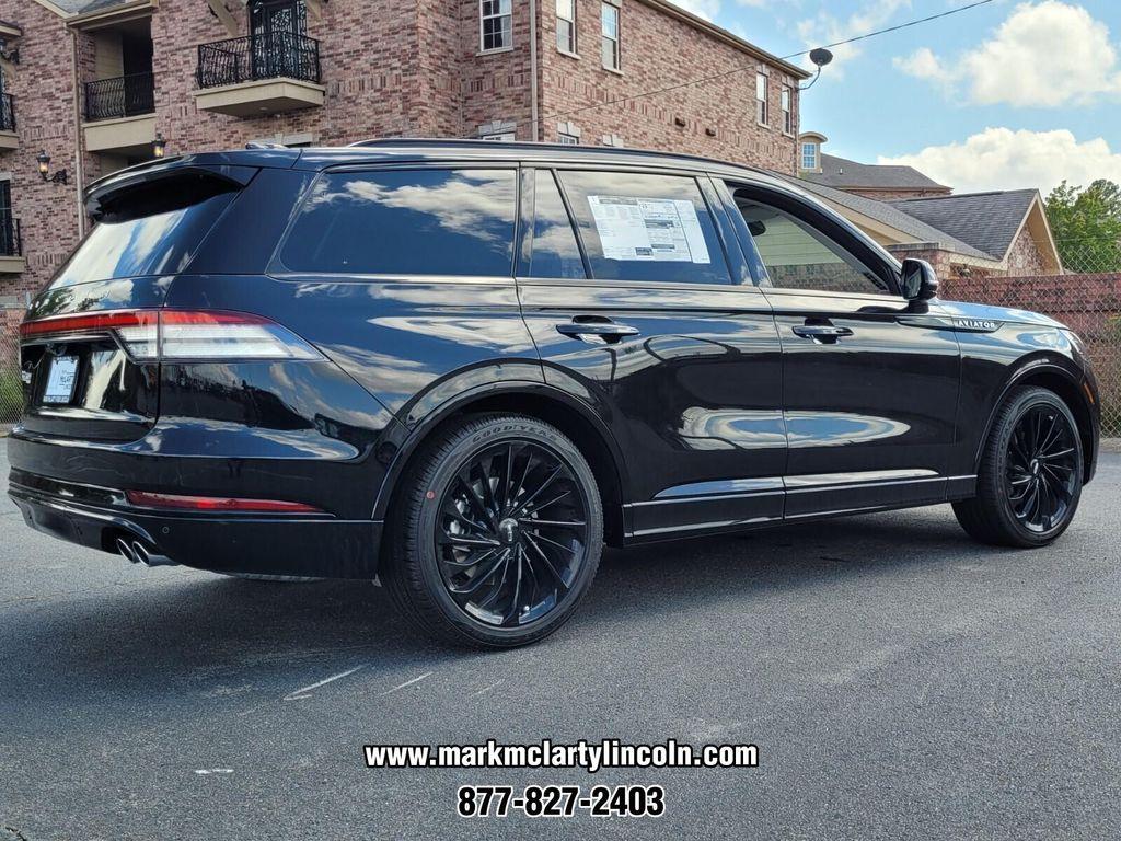 new 2025 Lincoln Aviator car, priced at $83,890