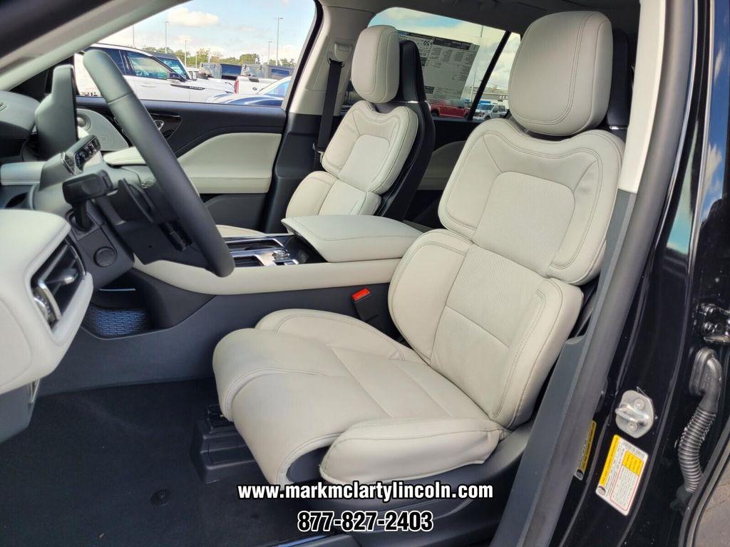 new 2025 Lincoln Aviator car, priced at $83,890
