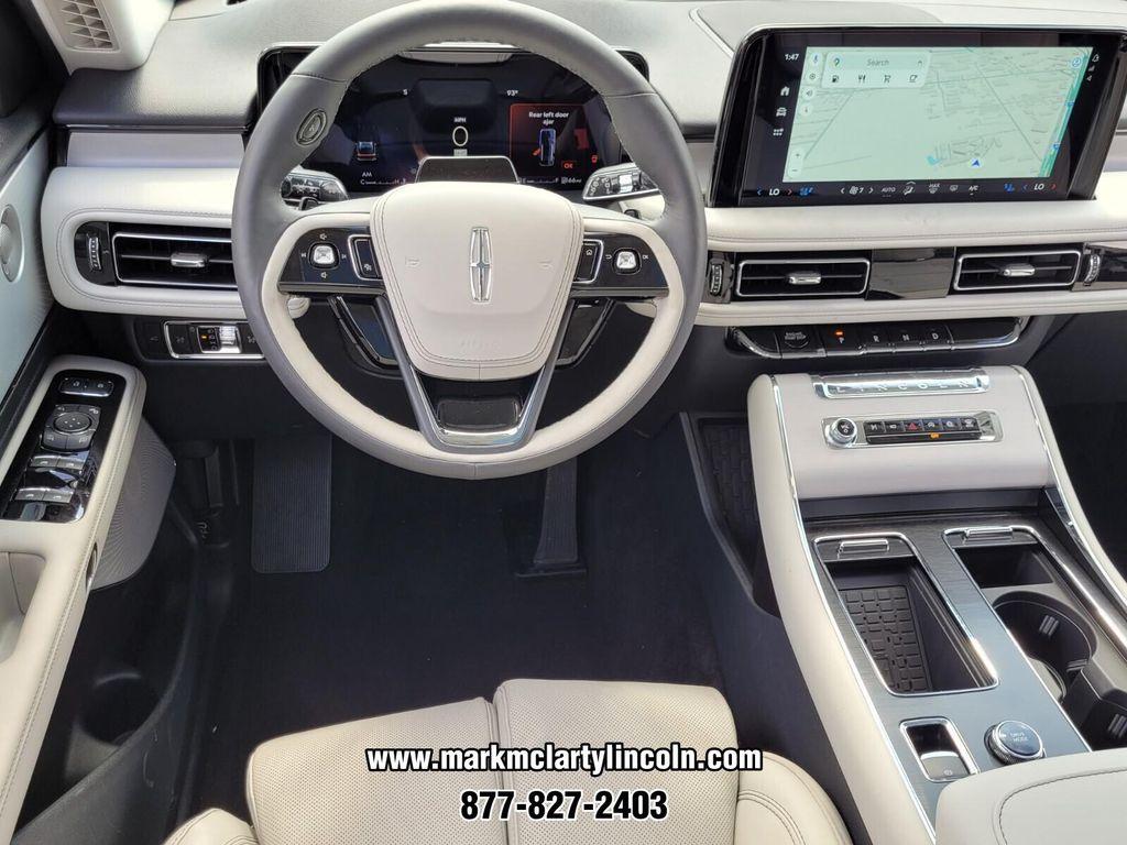 new 2025 Lincoln Aviator car, priced at $83,890