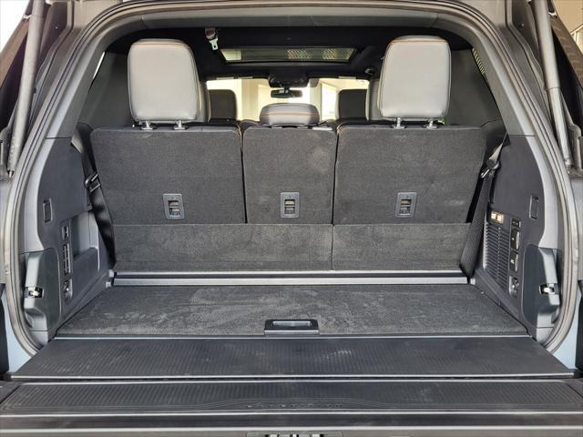 used 2025 Ford Expedition car, priced at $89,995