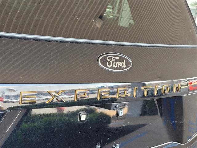 used 2025 Ford Expedition car, priced at $89,995