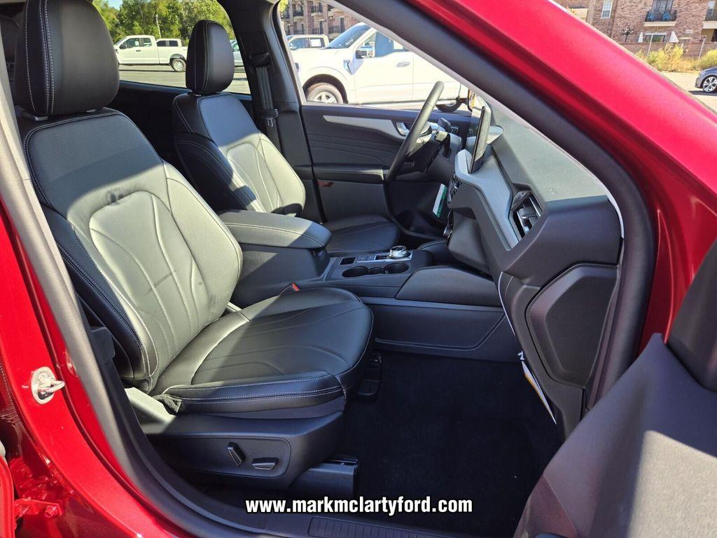 new 2026 Ford Escape PHEV car, priced at $34,419