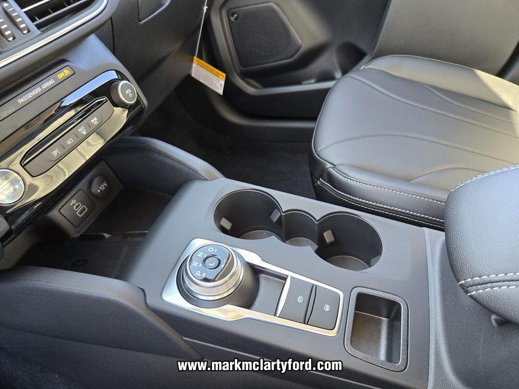 new 2026 Ford Escape PHEV car, priced at $34,419