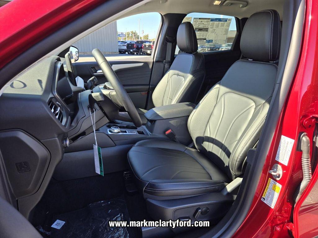 new 2026 Ford Escape PHEV car, priced at $34,419