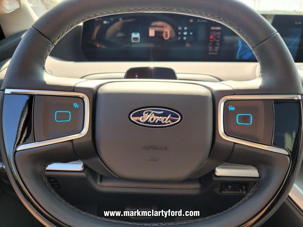 new 2025 Ford Expedition car, priced at $74,970