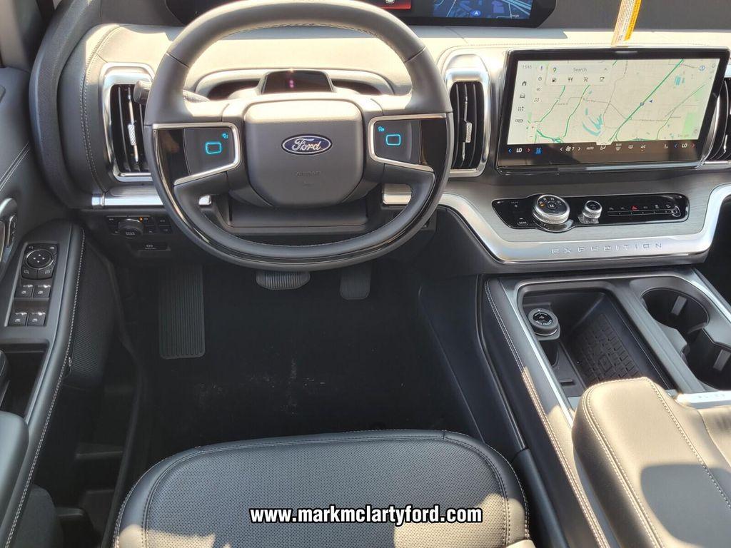 new 2025 Ford Expedition car, priced at $74,970