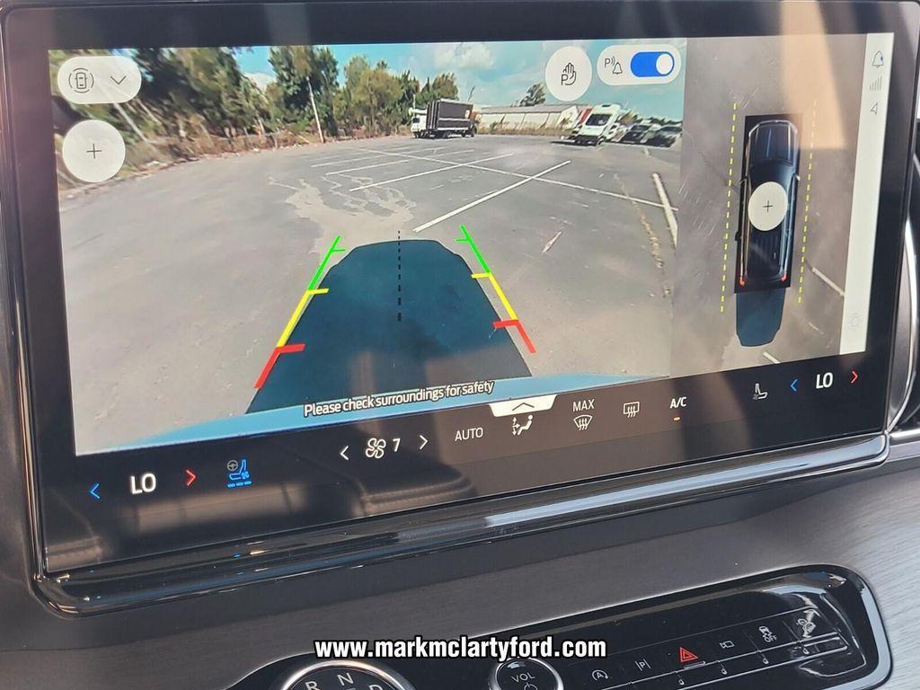 new 2025 Ford Expedition car, priced at $74,970