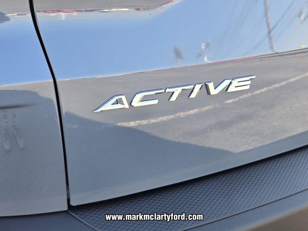 new 2026 Ford Escape car, priced at $28,592