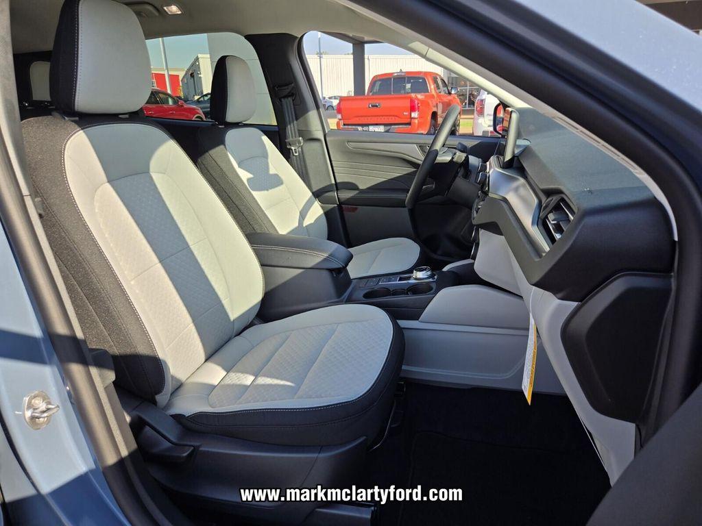 new 2026 Ford Escape car, priced at $28,592
