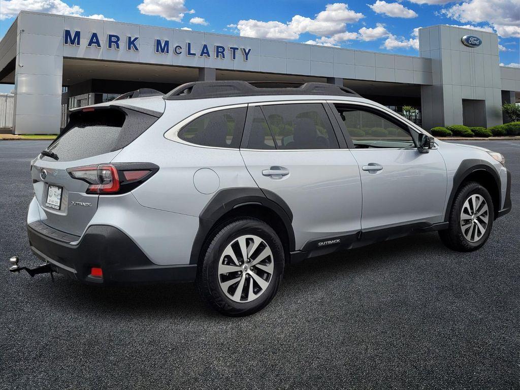 used 2025 Subaru Outback car, priced at $28,885