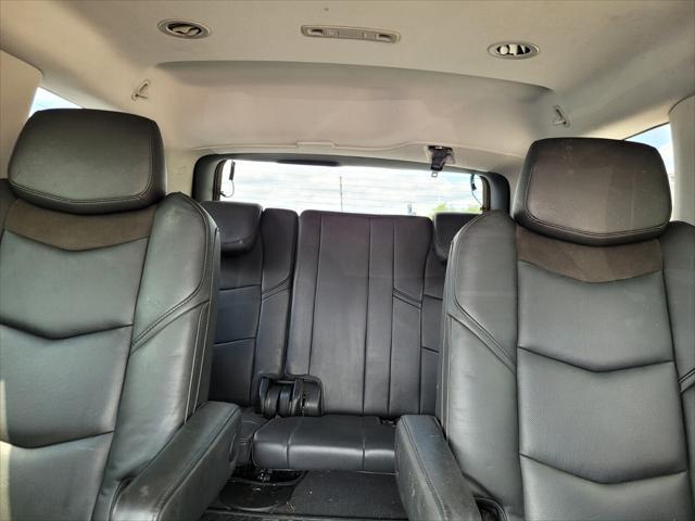 used 2015 Cadillac Escalade car, priced at $24,567