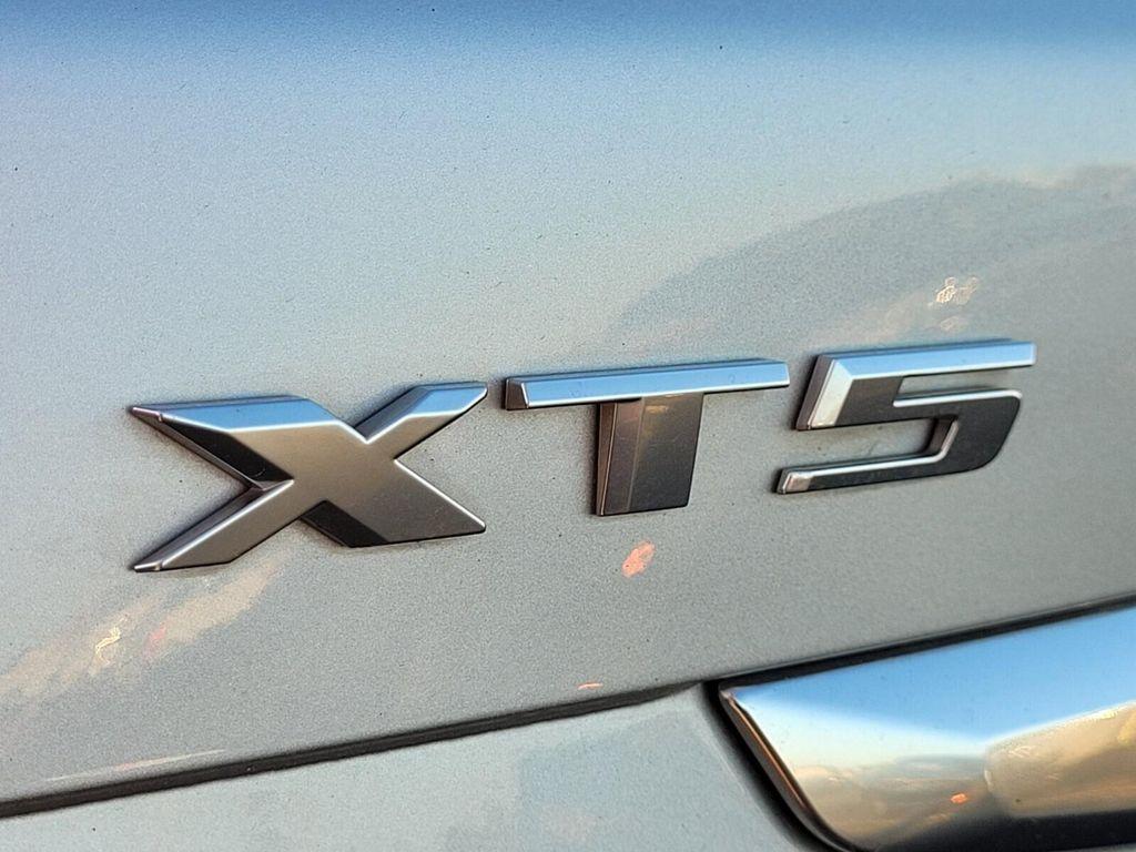 used 2019 Cadillac XT5 car, priced at $21,695